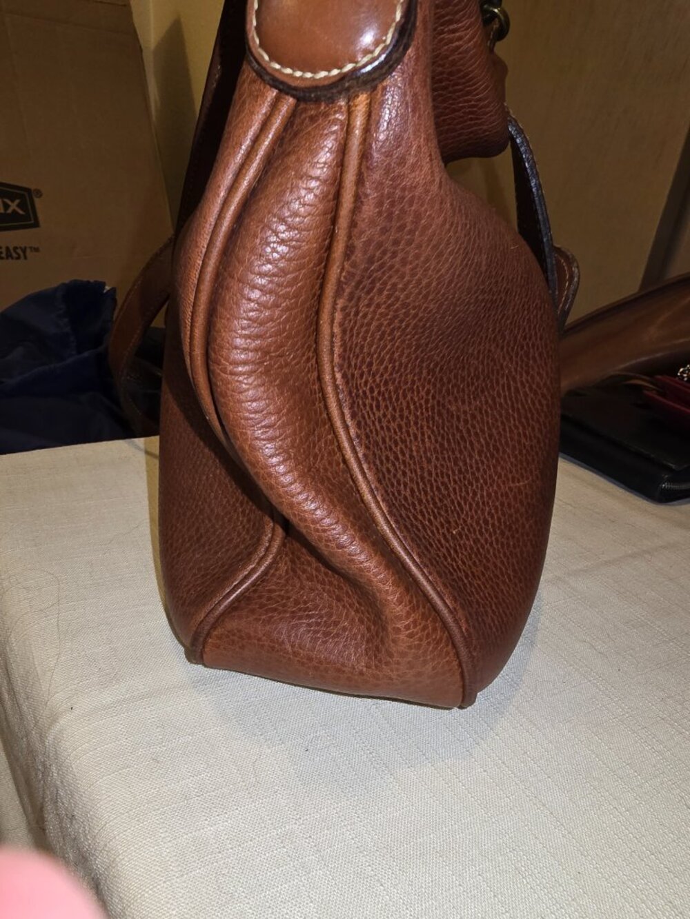 Vintage, rare Coach British tan Slouch crossbody - Picture 5 of 8